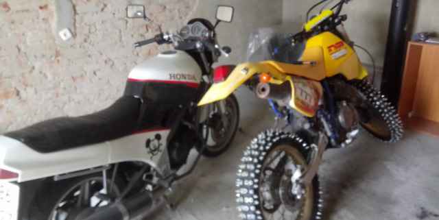 Suzuki DR 350 Suzuki DR 350