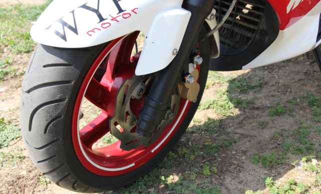 Макси скутер PGO G-MAX 200сс Макси скутер PGO G-MAX 200сс