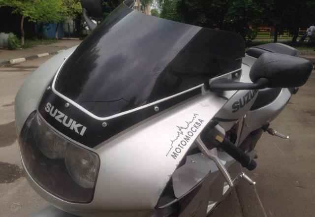 Suzuki GSX-Р 400 мотоцикл для новичка Suzuki GSX-Р 400 мотоцикл для новичка