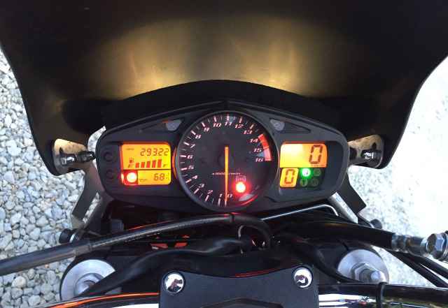 Suzuki gsr 600a Suzuki gsr 600a