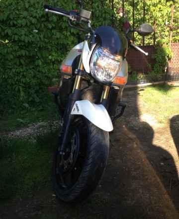 Suzuki gsr 400 в прекрасном состоянии. 2009 г. в Suzuki gsr 400 в прекрасном состоянии. 2009 г. в