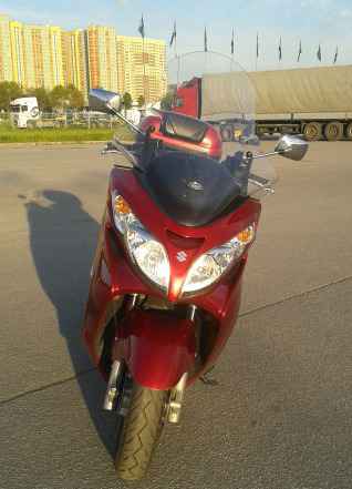 Suzuki Бургман 400 Suzuki Бургман 400