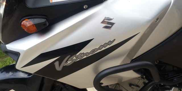 Suzuki DL 650 V-Стром Suzuki DL 650 V-Стром
