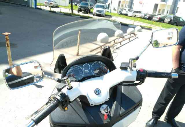 Максискутер Sym MaxSym 400i Максискутер Sym MaxSym 400i