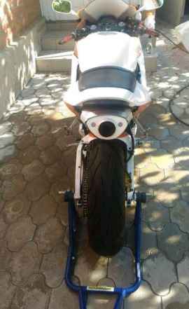 Хонда cbr600rr 2004год Хонда cbr600rr 2004год