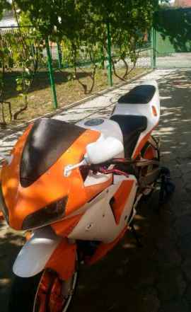 Хонда cbr600rr 2004год Хонда cbr600rr 2004год