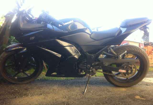 Кавасаки ниндзя 250R 2008г Инжектор Кавасаки ниндзя 250R 2008г Инжектор