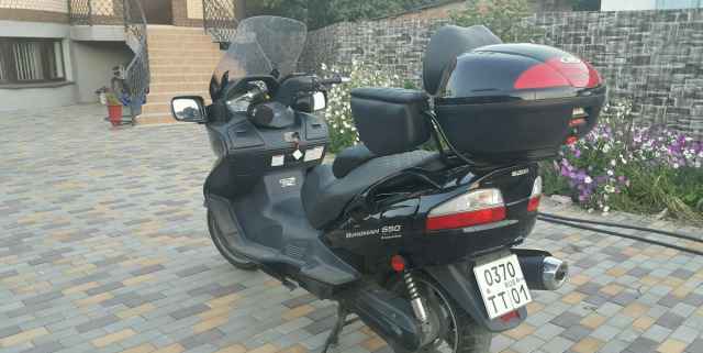 Suzuki Бургман 650 Suzuki Бургман 650