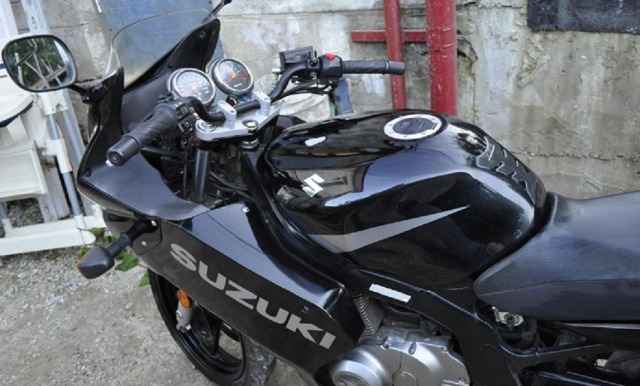 Suzuki GS500F Suzuki GS500F