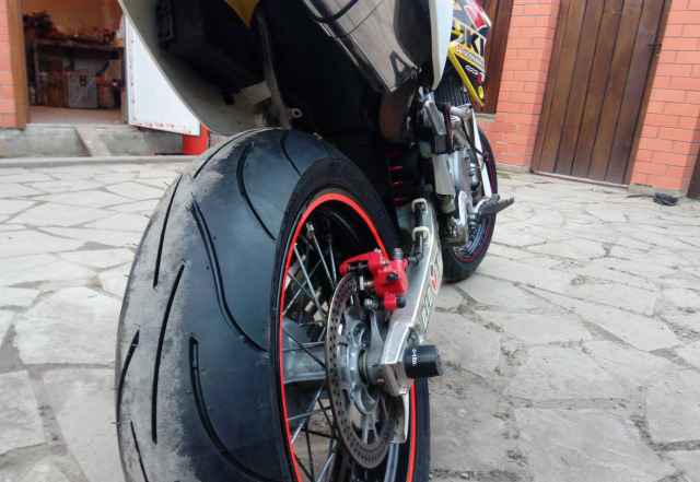 Suzuki DRZ 400 SM Suzuki DRZ 400 SM