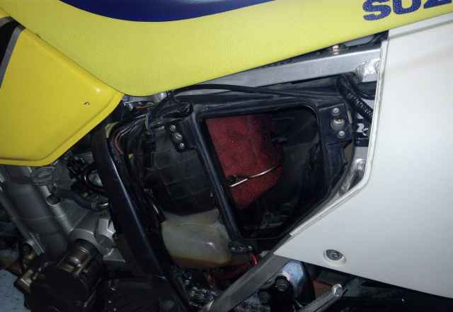 Suzuki DRZ 400 SM Suzuki DRZ 400 SM