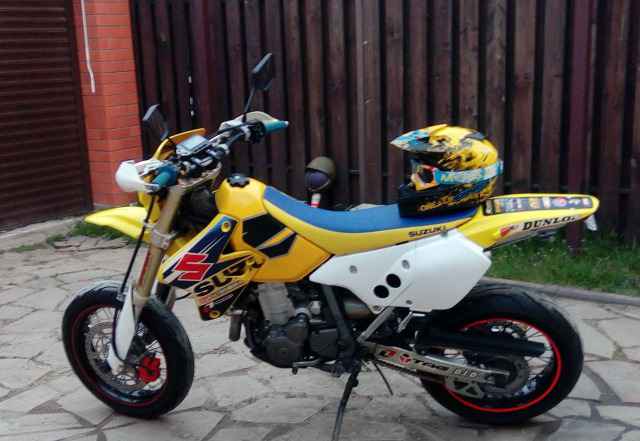 Suzuki DRZ 400 SM Suzuki DRZ 400 SM