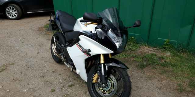Мотоцикл Хонда CBR600FA Мотоцикл Хонда CBR600FA