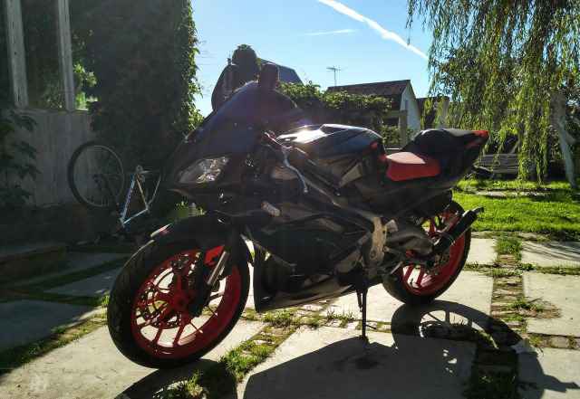 Априлия Rs125 2007 Априлия Rs125 2007