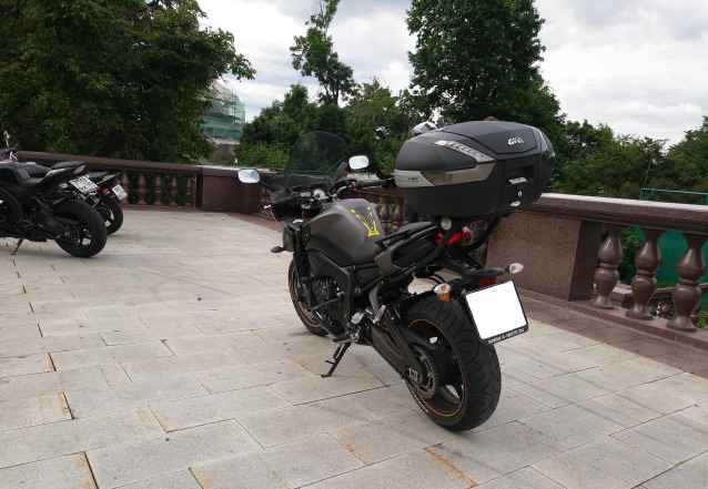 Ямаха Fz-8 Ямаха Fz-8