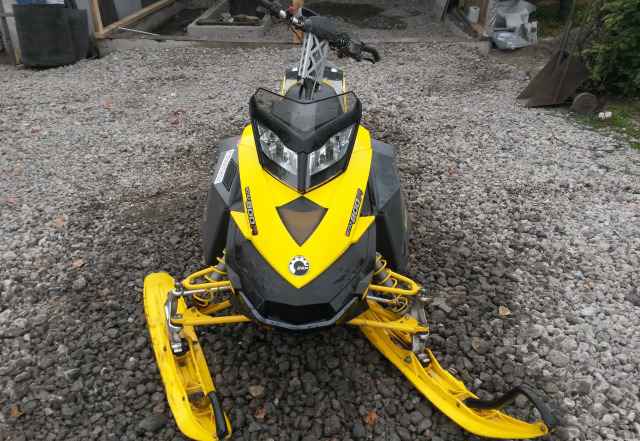 Продам BRP Саммит Х 800, 154, Rev-xp, Новый мотор Продам BRP Саммит Х 800, 154, Rev-xp, Новый мотор