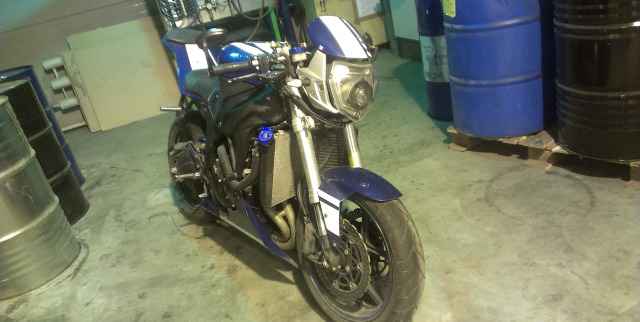 Кавасаки ниндзя Zx-6R 2007г. в Кавасаки ниндзя Zx-6R 2007г. в