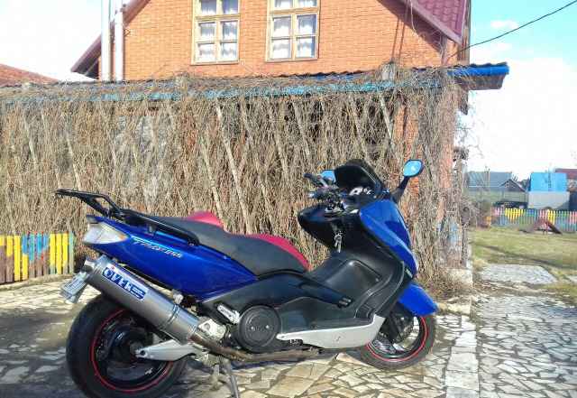 Продаю Ямаха T-MAX 500 в Москве Продаю Ямаха T-MAX 500 в Москве