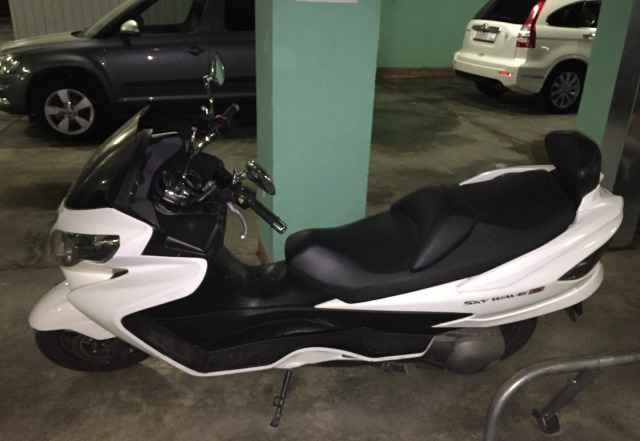 Сузуки Скайвей 400 SS Сузуки Скайвей 400 SS