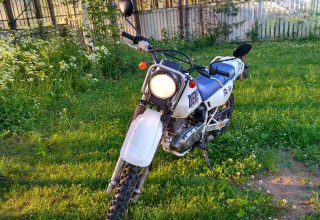 Suzuki djebel 200 Suzuki djebel 200
