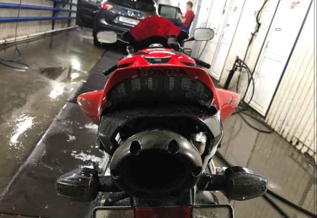 Хонда CBR1000RR 2006 Хонда CBR1000RR 2006