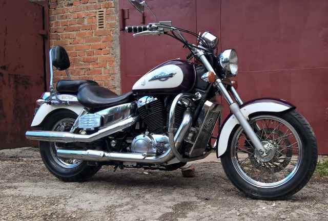 Хонда VT 1100 С2 Шадов Айс Хонда VT 1100 С2 Шадов Айс