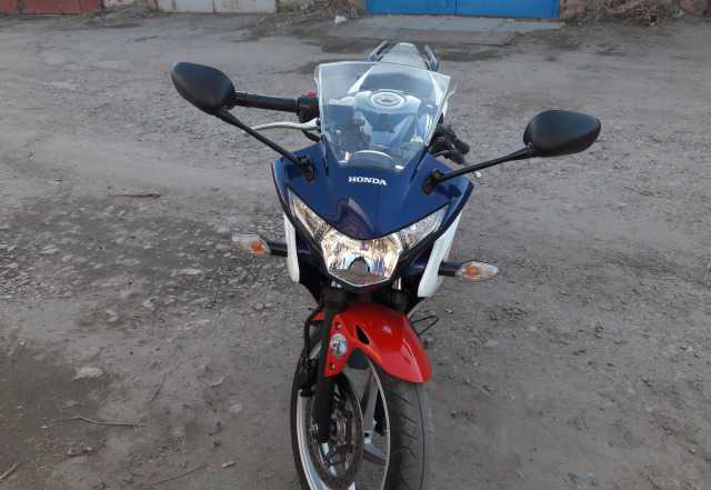 Продам мотоцикл Хонда сбр 250r-2012г Продам мотоцикл Хонда сбр 250r-2012г