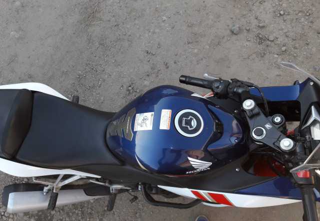 Продам мотоцикл Хонда сбр 250r-2012г Продам мотоцикл Хонда сбр 250r-2012г