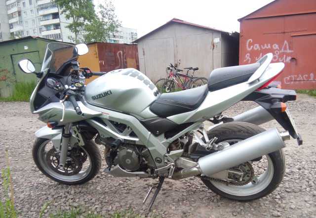 Suzuki SV1000S Suzuki SV1000S