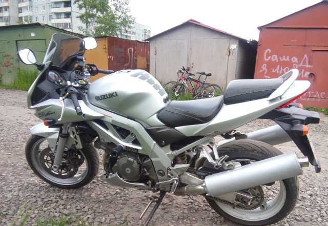 Suzuki SV1000S Suzuki SV1000S