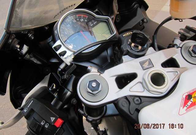 Хонда сбр 1000 rr 2008 г.в. 14 000 км Хонда сбр 1000 rr 2008 г.в. 14 000 км