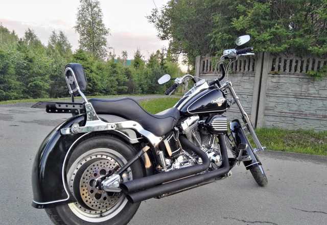 Харлей-Дэвидсон Softail 2004 г Харлей-Дэвидсон Softail 2004 г