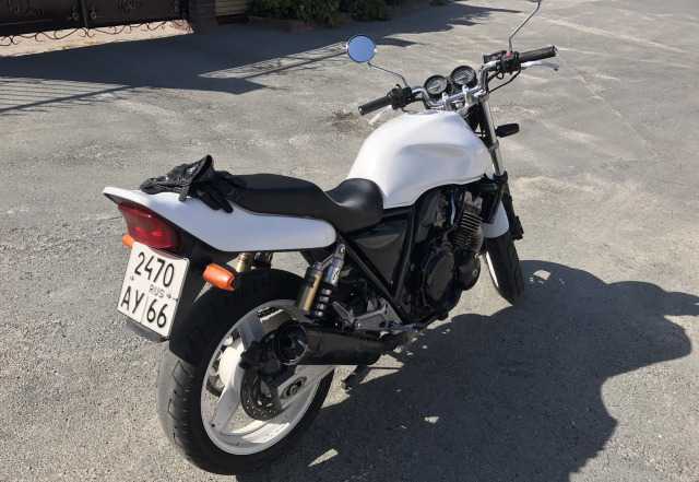 Хонда CB 400 SF Хонда CB 400 SF