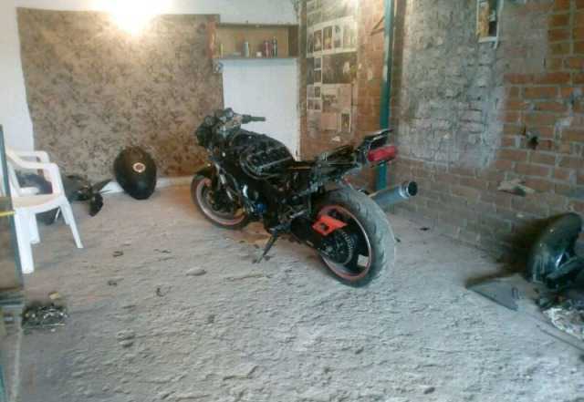 Кавасаки zx750r Кавасаки zx750r