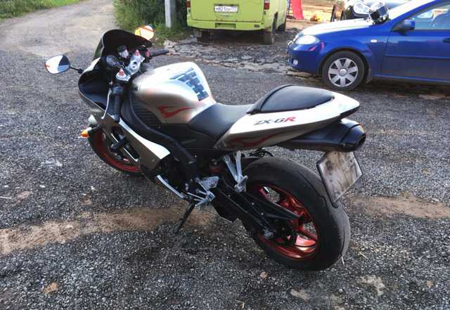 Кавасаки ниндзя 636 ZX6-Р 2006 Кавасаки ниндзя 636 ZX6-Р 2006