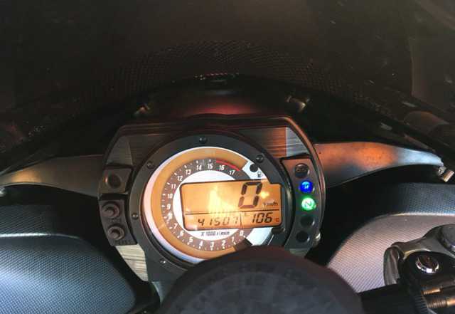 Кавасаки ниндзя 636 ZX6-Р 2006 Кавасаки ниндзя 636 ZX6-Р 2006