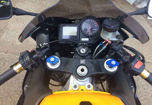 Хонда сбр 929 rr Хонда сбр 929 rr