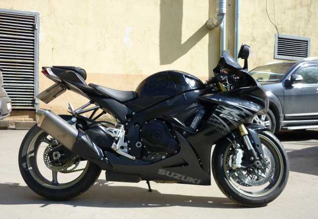 Продаю Suzuki GSX-Р 750 L1 (2011 г.в) Продаю Suzuki GSX-Р 750 L1 (2011 г.в)