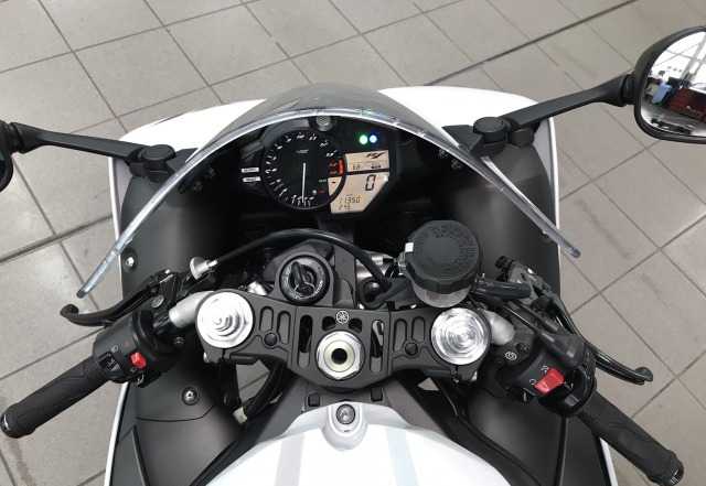Ямаха Р1 2011 Ямаха Р1 2011