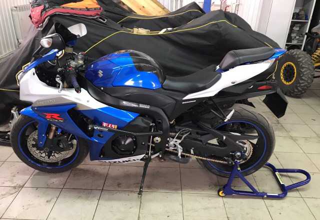 Suzuki gsxr 1000 K9 Suzuki gsxr 1000 K9