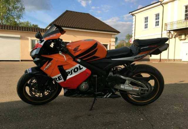 Мотоцикл Хонда сбр 600 rr Мотоцикл Хонда сбр 600 rr
