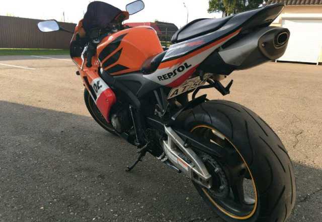 Мотоцикл Хонда сбр 600 rr Мотоцикл Хонда сбр 600 rr