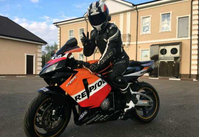 Мотоцикл Хонда сбр 600 rr Мотоцикл Хонда сбр 600 rr
