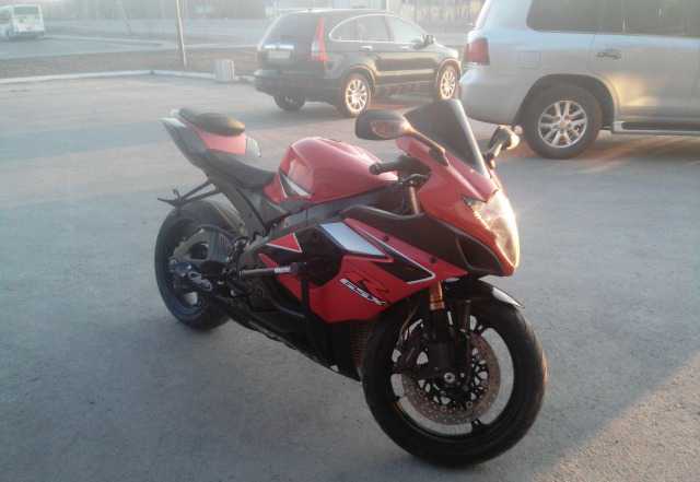 Продам Suzuki GSX-Р 1000 Продам Suzuki GSX-Р 1000