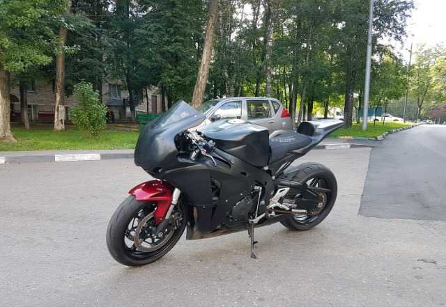 Хонда cbr1000rr 2008 Хонда cbr1000rr 2008