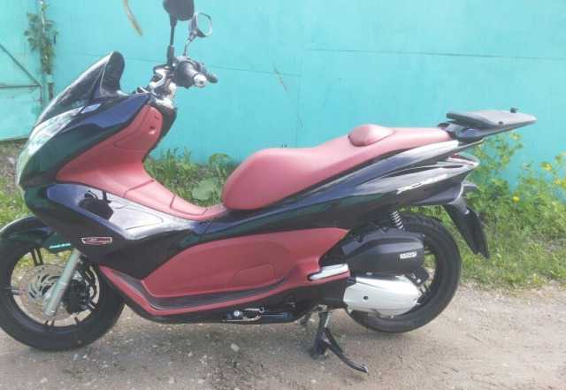 Скутер Хонда PCX 150 Скутер Хонда PCX 150