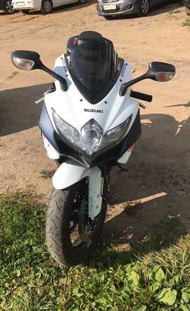 Suzuki gsx-r750 L0 Suzuki gsx-r750 L0