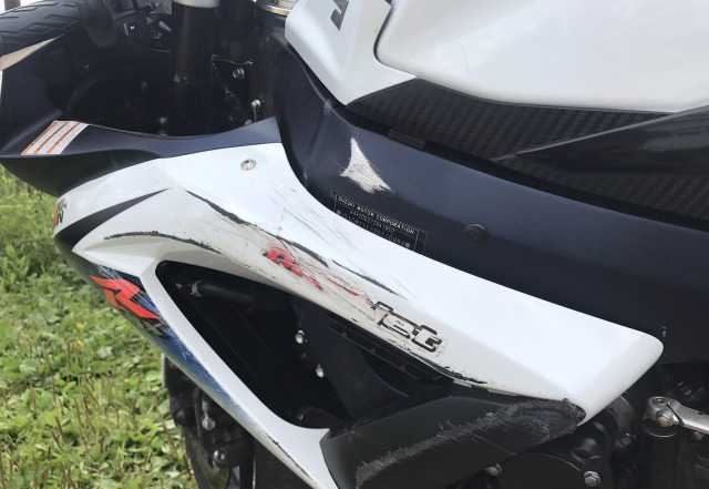 Suzuki gsx-r750 L0 Suzuki gsx-r750 L0