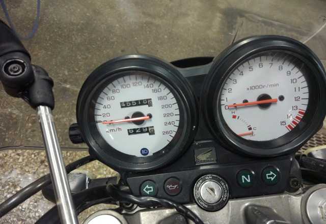 Хонда CB600F Хорнет 2002 Хонда CB600F Хорнет 2002