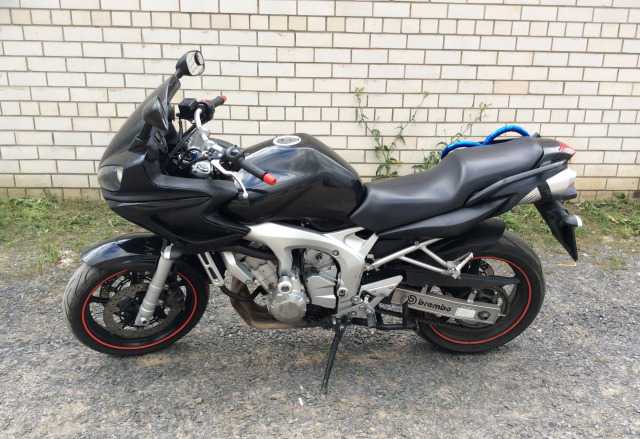 Ямаха FZ6 Ямаха FZ6